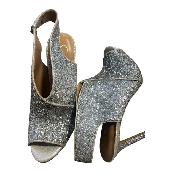 Jessica Simpson Silver Glitter Heels - Picture 12 of 12
